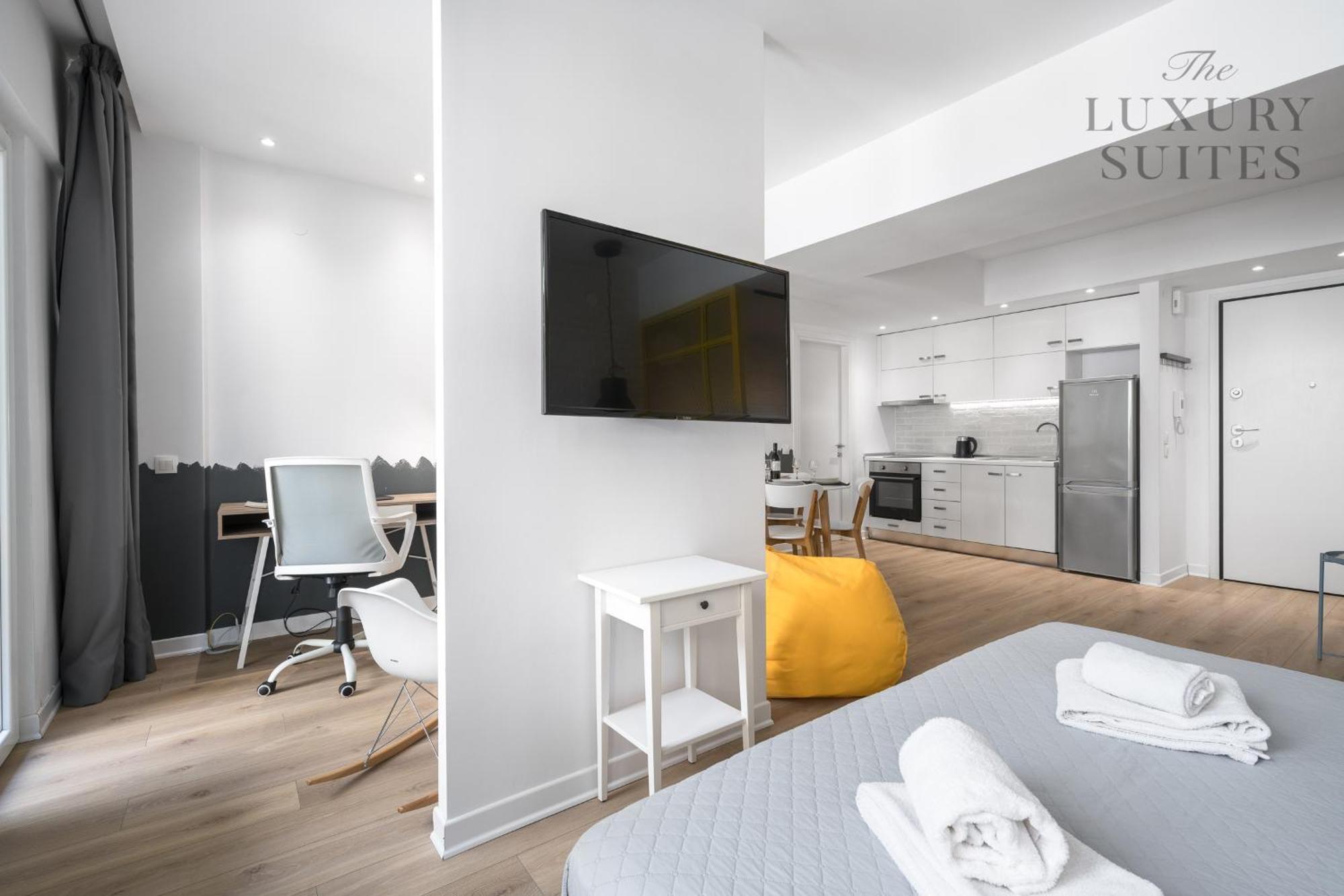 Nyma White Apartments, The Luxury Suites Thessaloniki Exterior foto